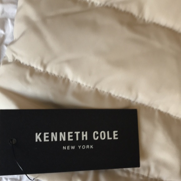 Kenneth Cole New York Quilted Puffer Jacket - Picture 15 of 16